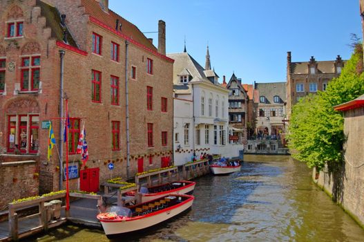 Picturesque view of the canals in Brugge, Belgium.