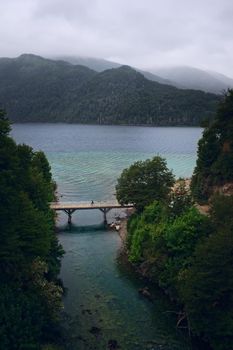 The Rio Correntoso, in Argentinian Patagonia, is one of the shortest river in the world, measuring barely 200m in length.