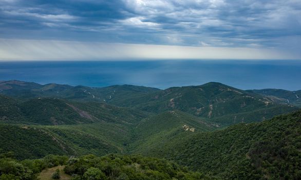 View of the Black Sea coast from the top of the plateau.