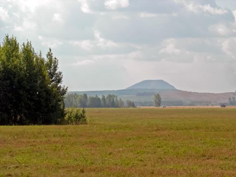 The Beloretsky tract. Nature is in the way of the Beloretsky tract. Roads and landscape.