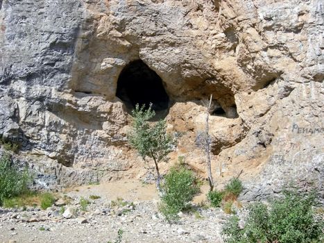 Caves in the rocks on the Beloretsky tract. The Beloretsky tract. Nature is in the way of the Beloretsky tract. Roads and landscape.