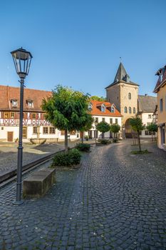 Rapportierplatz with water fountain and Untertor in Meisenheim, Germany