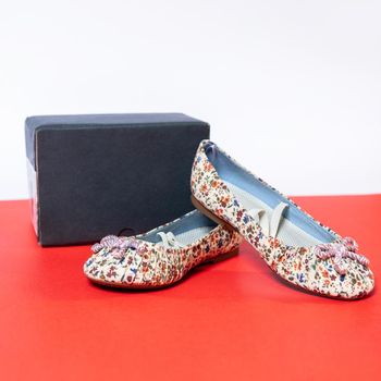 Patterned woman jelly kitten shoes isolated