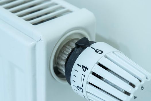 Close up picture of a heat regulator.
