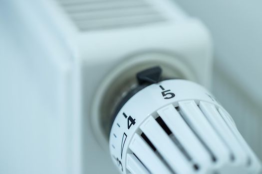 Close up picture of a heat regulator.