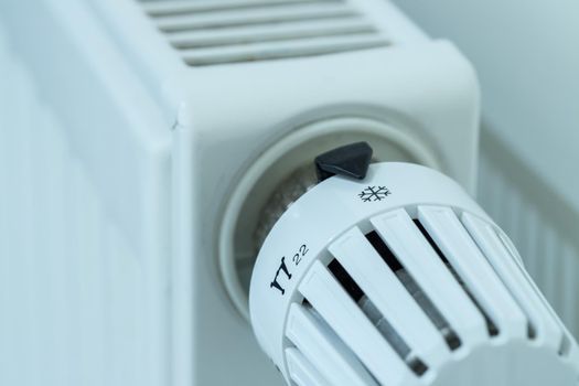 Close up picture of a heat regulator.