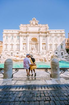 Trevi Fountain, rome, Italy. City trip Rome couple on city trip in Rome