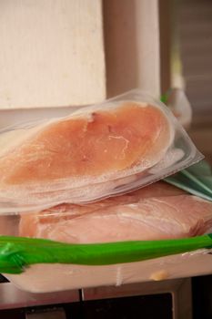 Single freeze packed chicken breast fillets in a multipiece package