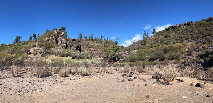 Scenery around Las Ninas Reservoir on Gran Canaria