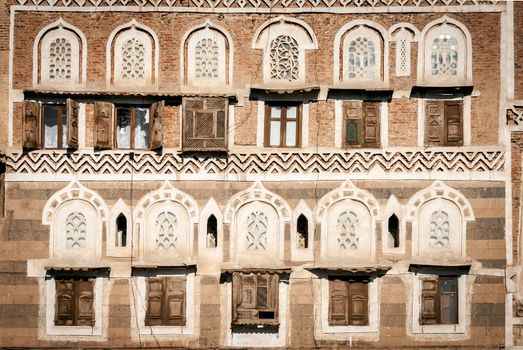 traditional yemeni heritage architecture design details in historic sanaa old town buildings in yemen