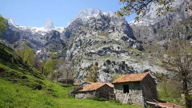 Village inbetween the mountains near Caín de Valdeón in Spain