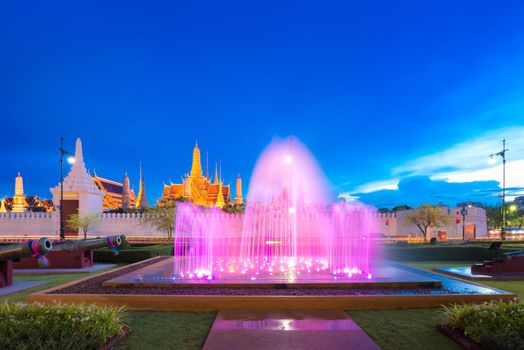 Fountain dance show in front of Wat Phra Kaew, Temple of the Emerald Buddha in Bangkok, Thailand.