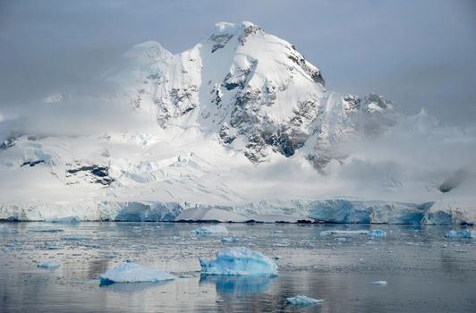 Sunny polar landscape on the Antarctic peninsula