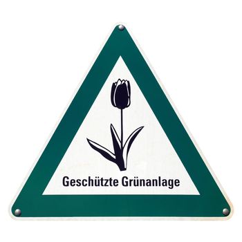 German traffic sign isolated over white background. Geschuetzte Gruenanlageg (translation: Protected green area)