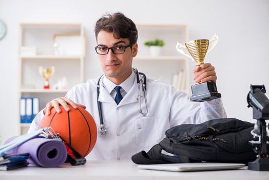 Doctor going to sports during lunch break