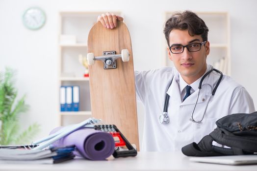 Doctor going to sports during lunch break