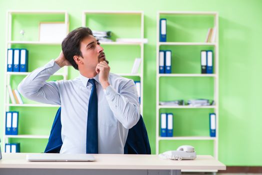 Employee doing exercises during break at work