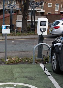 Parking for electric vehicles in city