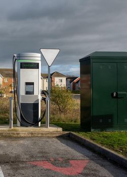 Parking for electric vehicles in city