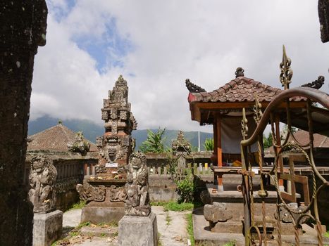 Hindu temple with statues of the gods on Bali island, Indonesia. Balinese Hindu Temple, old hindu architecture, Bali Architecture, Ancient design