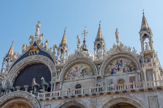 discovery of the city of Venice and its small canals and romantic alleys, Italy