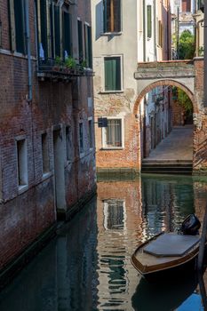 discovery of the city of Venice and its small canals and romantic alleys, Italy