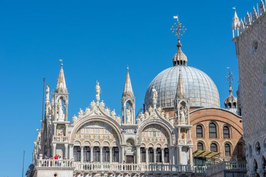 discovery of the city of Venice and its small canals and romantic alleys, Italy