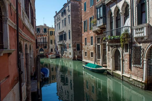 discovery of the city of Venice and its small canals and romantic alleys, Italy