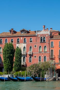 discovery of the city of Venice and its small canals and romantic alleys, Italy
