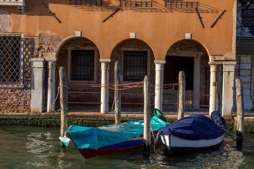 discovery of the city of Venice and its small canals and romantic alleys, Italy