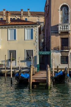 discovery of the city of Venice and its small canals and romantic alleys, Italy