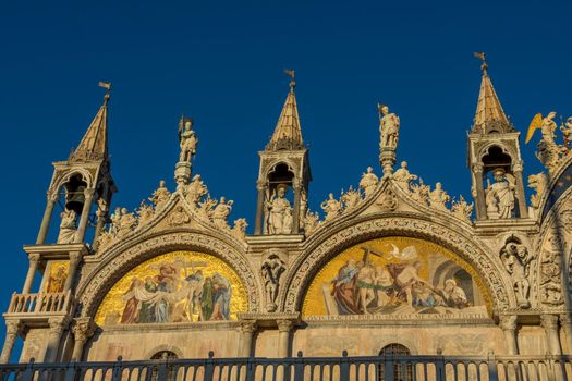 discovery of the city of Venice and its small canals and romantic alleys, Italy