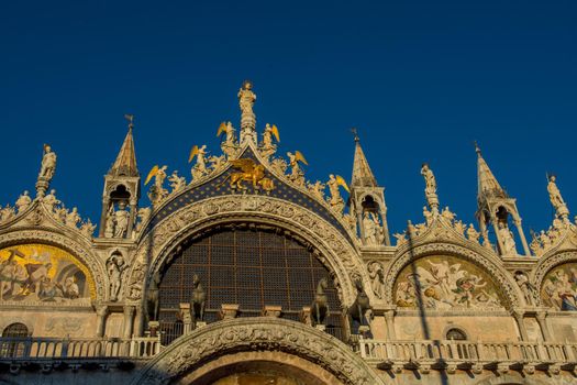 discovery of the city of Venice and its small canals and romantic alleys, Italy