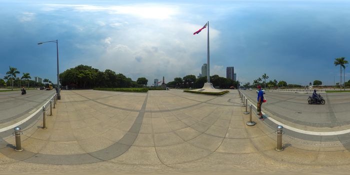 January 5 2020: A Manila: View of traffic on highway. Jose Rizal monument at Rizal park. Famous statue, tourists destination of Philippine national Hero 360VR Video. 8k Video.