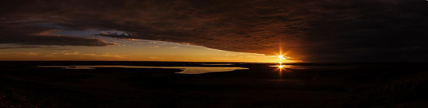 beautiful panorama of a sunset in the australian outback with 3 lakes, Gladstone scenic lookout