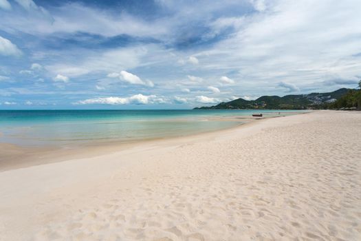 White sand beach Chaweng Beach, Koh Samui, Thailand. After Covid had no tourists Make the sea complete ecological recovery ,nature balance