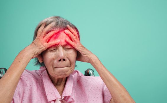 Geriatric Headaches and Migraines