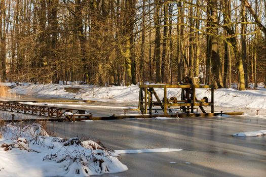 Concrete lab testing device in the middle of a artificial lake, was back in the days used for developing the Delta works in the sixties.