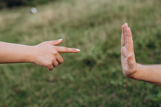 scheme of handshaking and distancing in psychology and the science of body language - kinesics and takesics