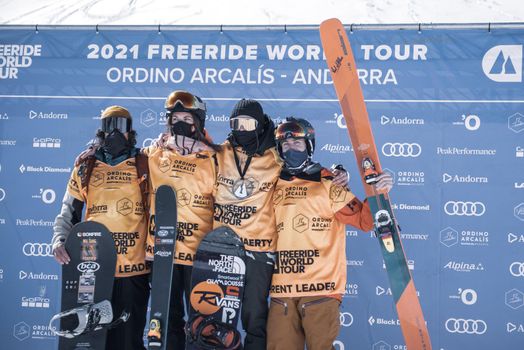 Ordino Arcalis, Andorra: 2021 February 24: Andrew Pollard, Elisabeth Gerritzen, Blake Moller and MAriton Haerty in action at the Freeride World Tour 2021 Step 2 at Ordino Alcalis in Andorra in the winter of 2021.
