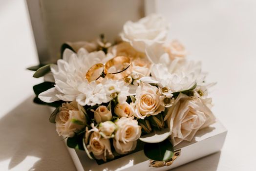 wedding rings with a wedding decor