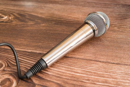 Music microphone for voice recording and singing karaoke