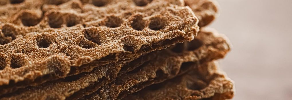 Crispy whole grain crackers, diet food closeup