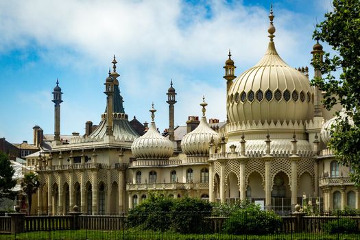 Wide-shot of the Royal Pavilion at Brighton on a sunny day