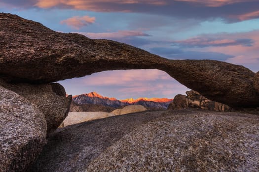Mobius Arch in Lone Pine with Peak Mount Whitney, USA.