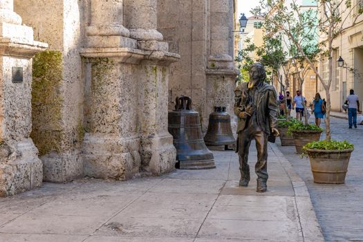 Havana Cuba. November 25, 2020: Bronze statue of the Knight of Paris, in Old Havana in front of the San Francisco de Asis monastery