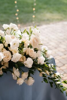 elegant wedding decorations made of natural flowers and green elements