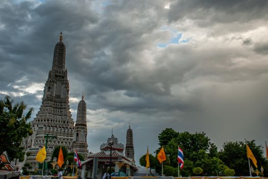 Bangkok, thailand 21 Jul, 2019 : Wat Arun Ratchawararam Ratchawaramahawihan, the temple of Dawn bangkok is a temple on the Thonburi west bank of the Chao Phraya River Wat Arun is among the best known of Thailand's landmark, Close-up