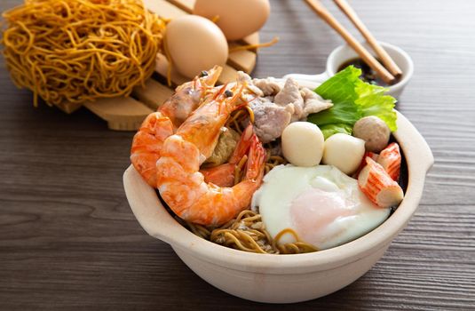 Clay Pot Yee Mee Seafood Noodle Soup with flavorful Cooked Ingredients