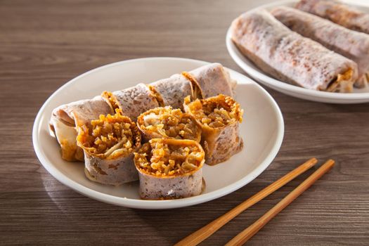 Chinese traditional popiah with vegetables. Popular Chinese fresh popiah in Singapore and Malaysia.